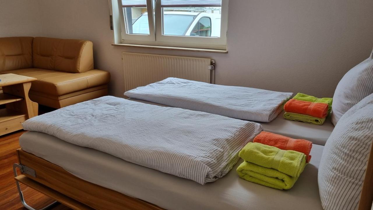 Haus Spoekenkieker Wybelsum Apartment บอร์คุม ภายนอก รูปภาพ