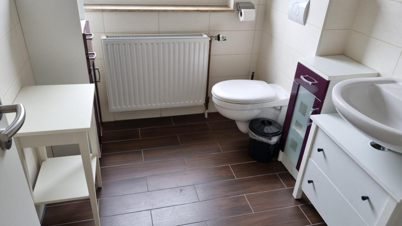 Haus Spoekenkieker Wybelsum Apartment บอร์คุม ภายนอก รูปภาพ