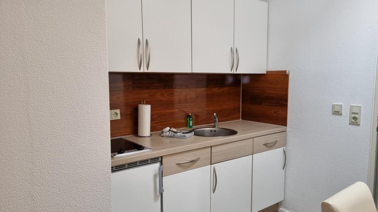 Haus Spoekenkieker Wybelsum Apartment บอร์คุม ภายนอก รูปภาพ