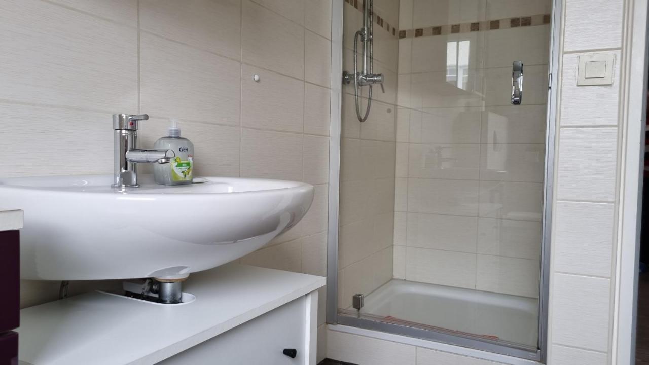 Haus Spoekenkieker Wybelsum Apartment บอร์คุม ภายนอก รูปภาพ
